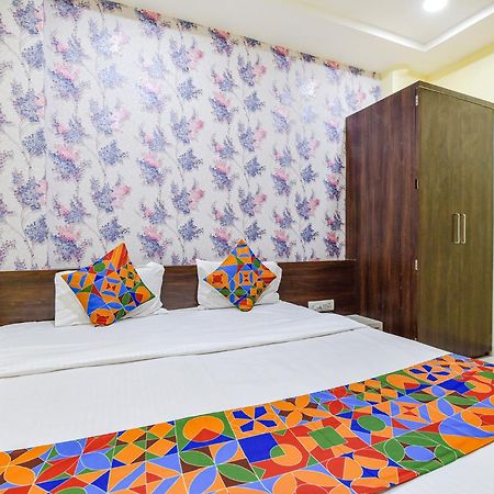 Fabexpress A2 And Restro Hotel Indore Exterior photo